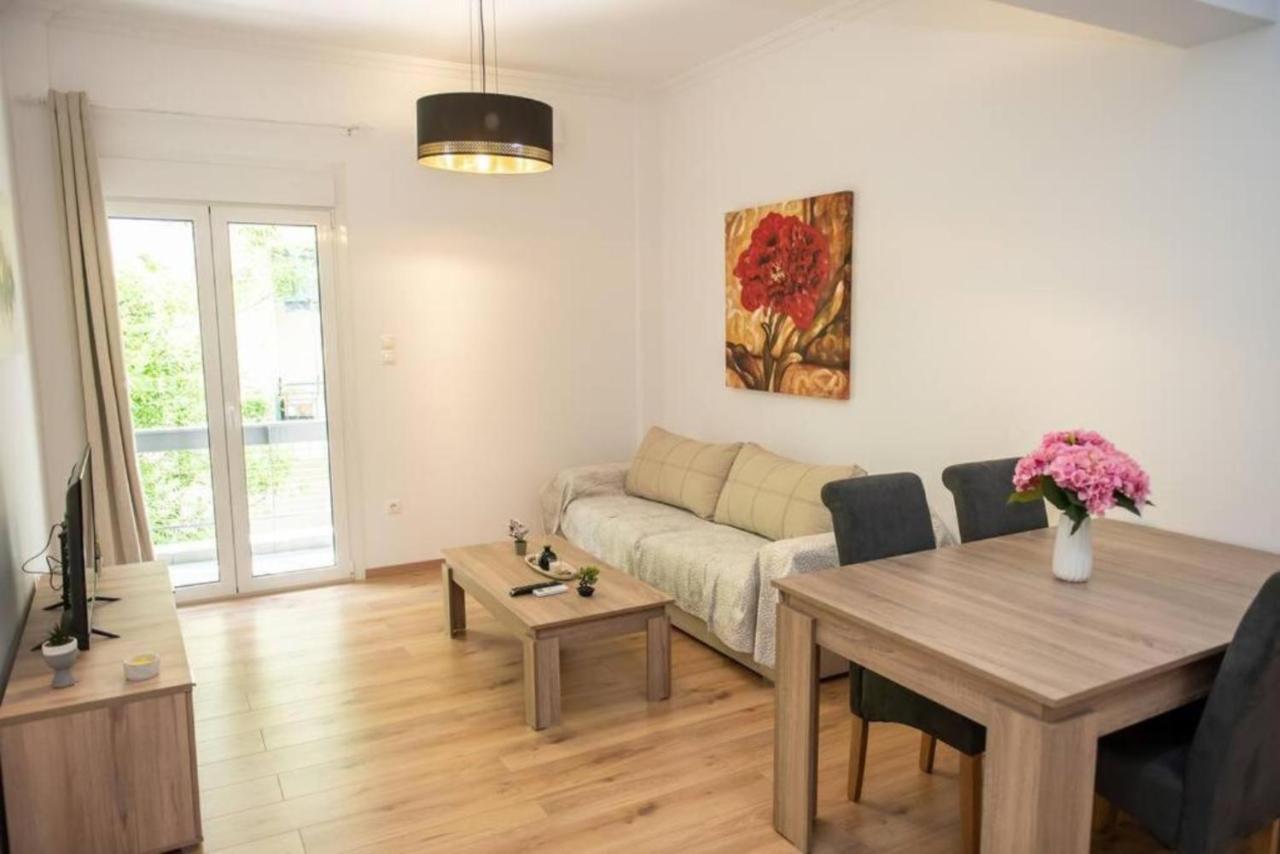 אתונה Renovated Spacious Flat 7Min To Subway Station- מראה חיצוני תמונה