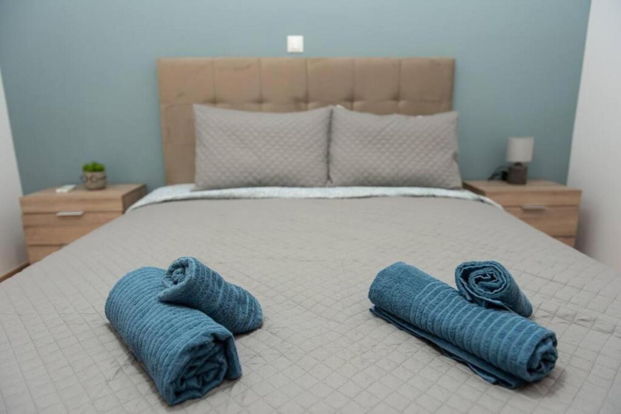 אתונה Renovated Spacious Flat 7Min To Subway Station- מראה חיצוני תמונה