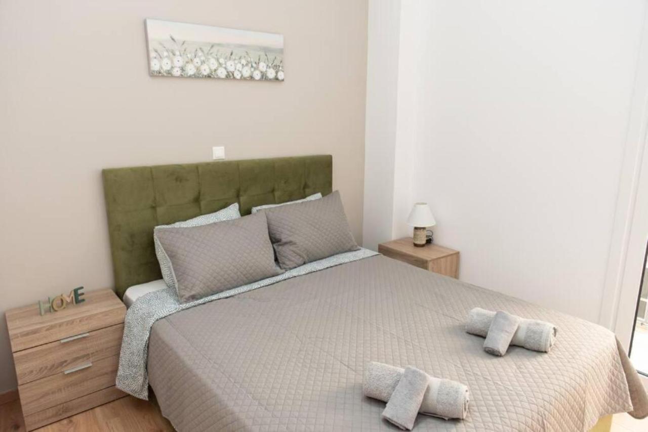 אתונה Renovated Spacious Flat 7Min To Subway Station- מראה חיצוני תמונה